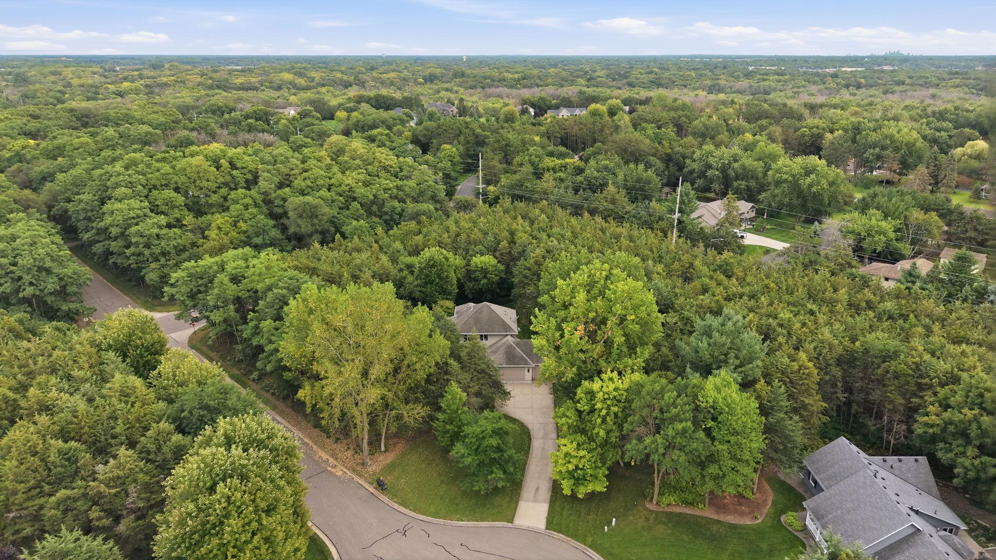 Heavy tree coverage allows tons of privacy!