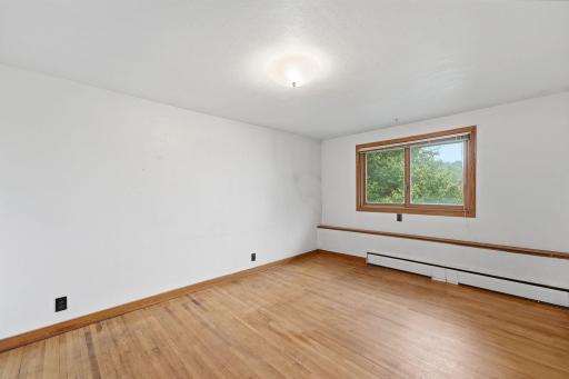 309 5th Avenue SE, Melrose, MN 56352