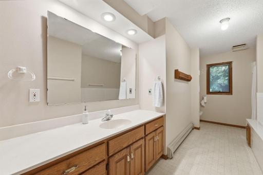 309 5th Avenue SE, Melrose, MN 56352
