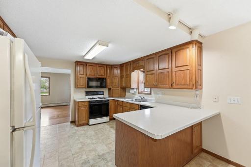 309 5th Avenue SE, Melrose, MN 56352