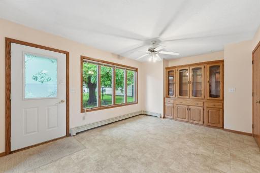 309 5th Avenue SE, Melrose, MN 56352