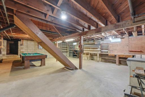 309 5th Avenue SE, Melrose, MN 56352