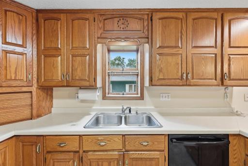 309 5th Avenue SE, Melrose, MN 56352