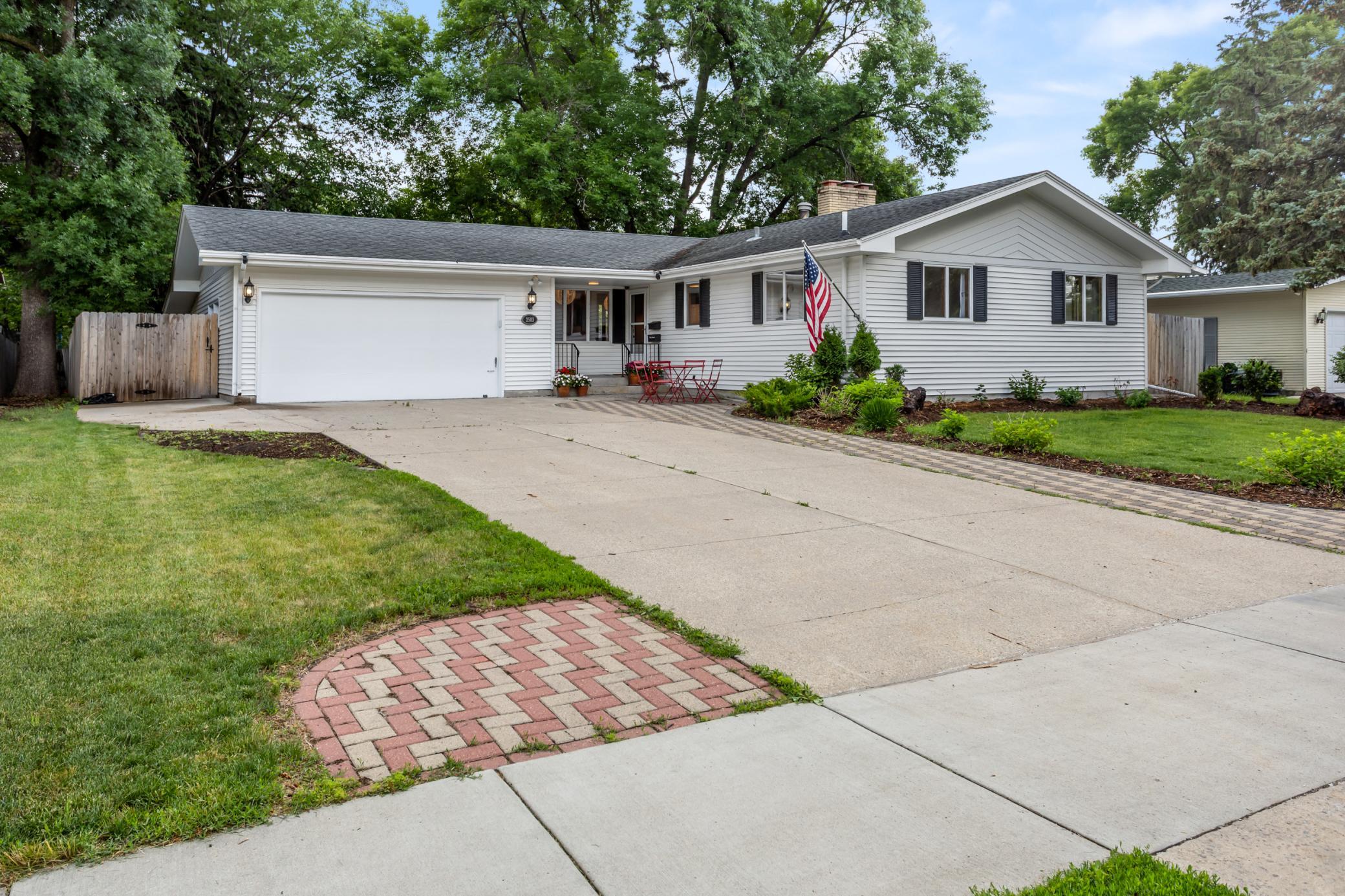 2509 Elm St N Fargo