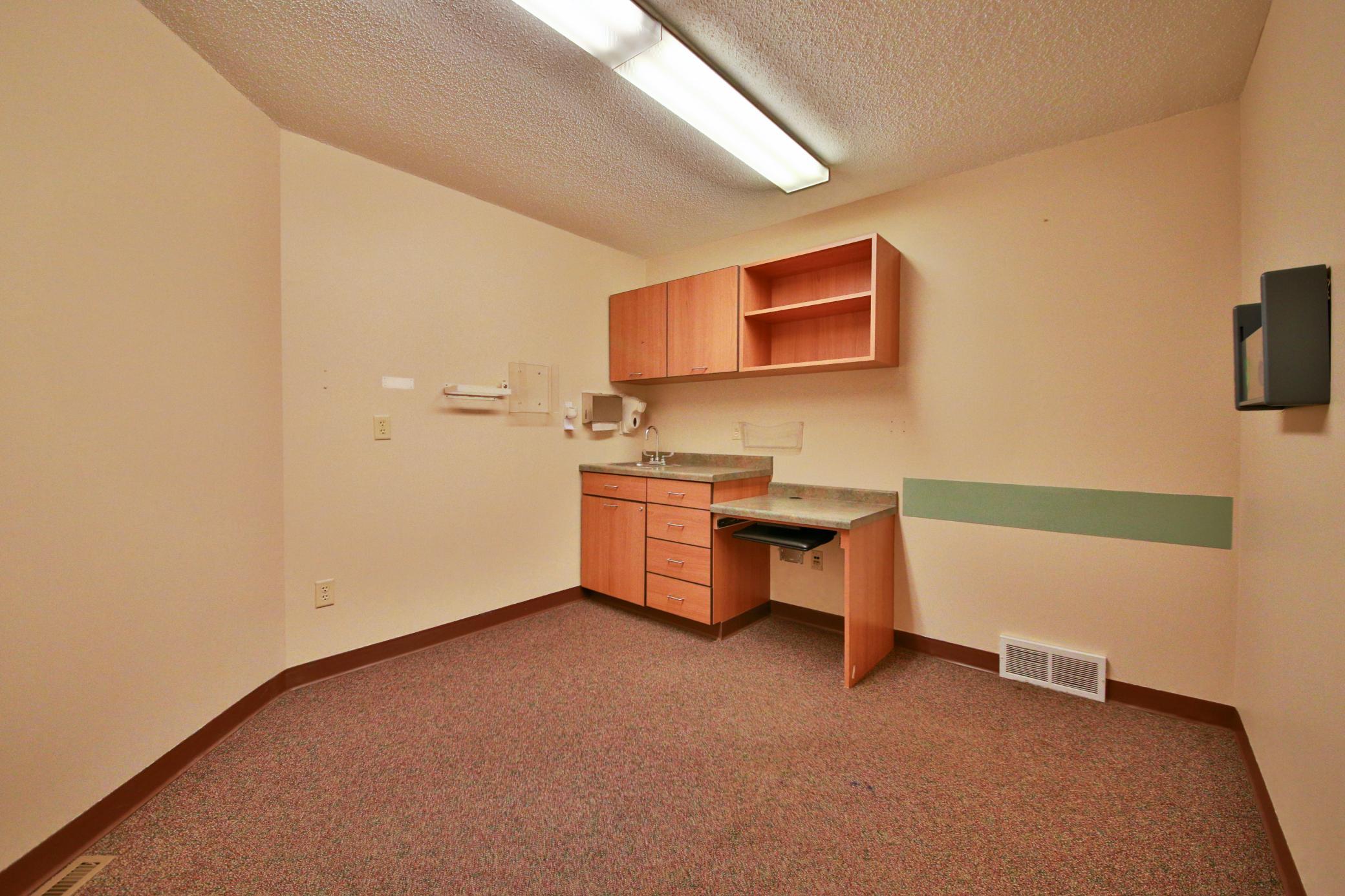Photo 42