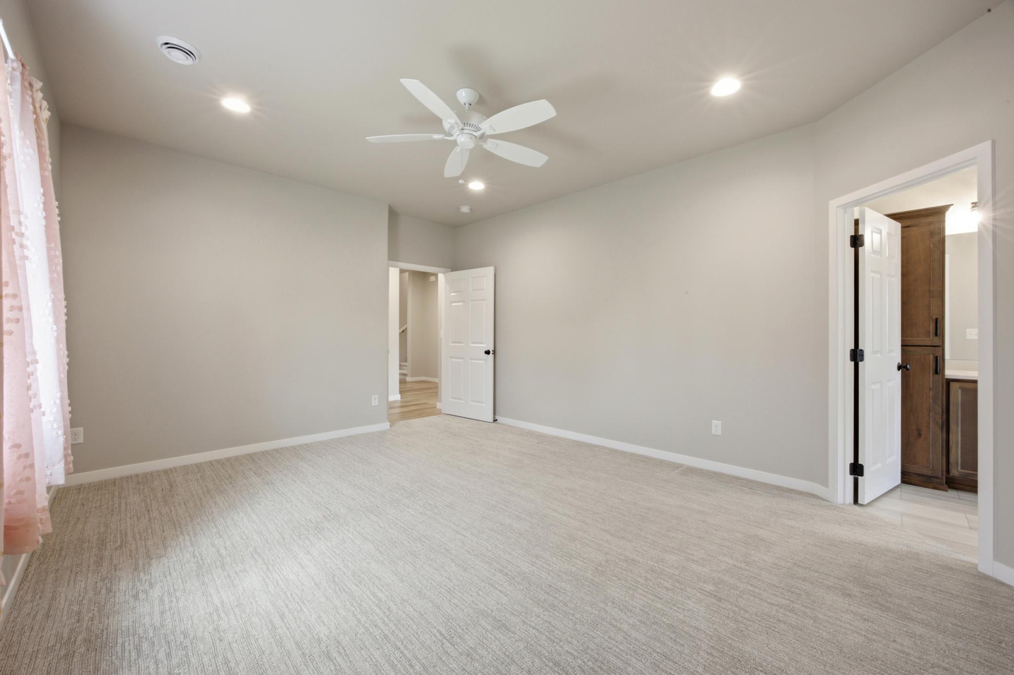 Bedroom #1