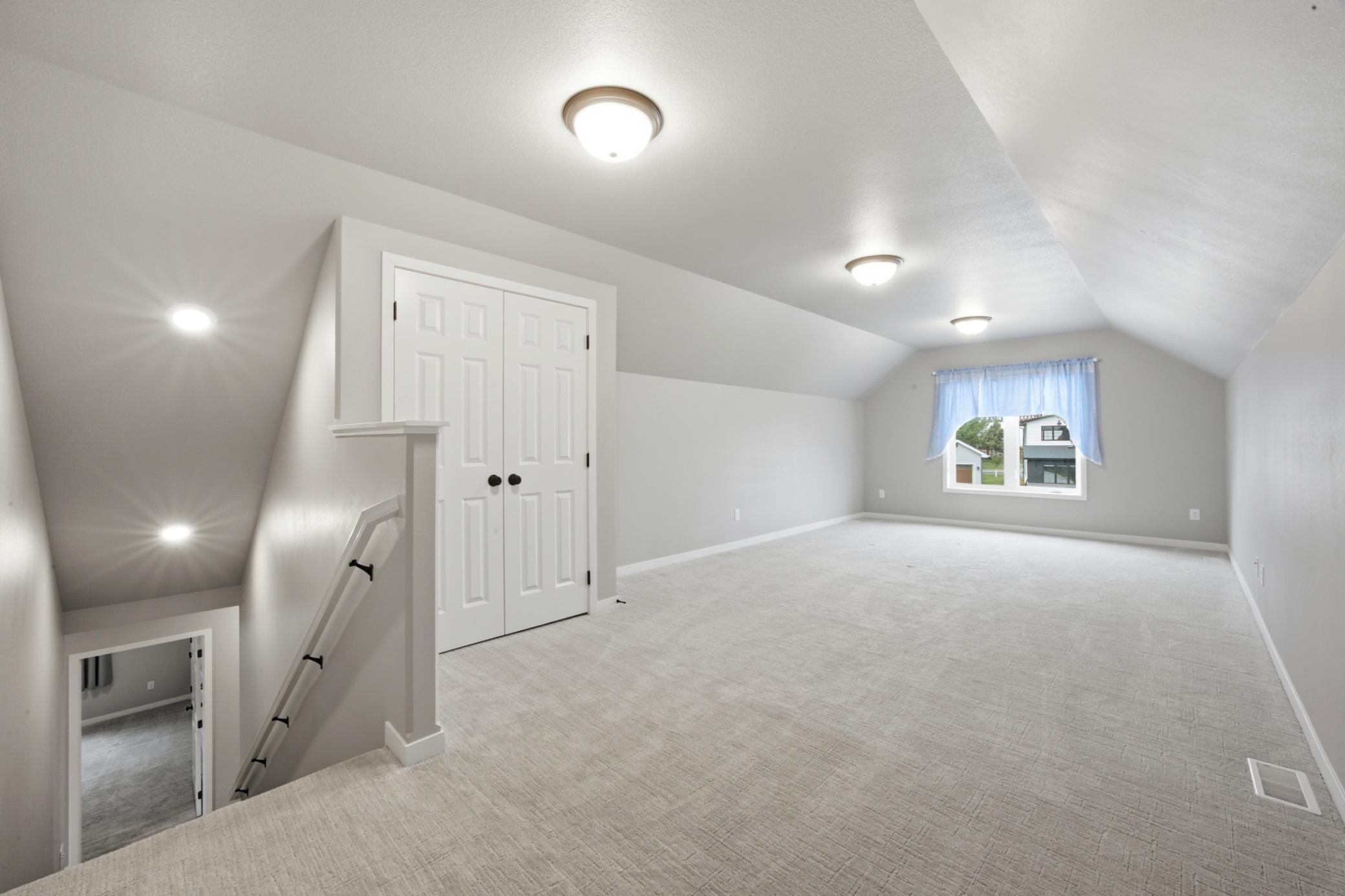 Loft / Bedroom #3