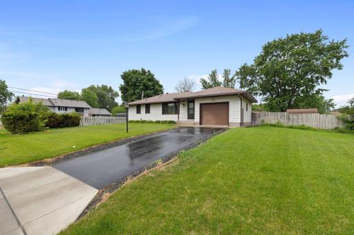 2409 Gunflint Trail, Minneapolis, MN 55444