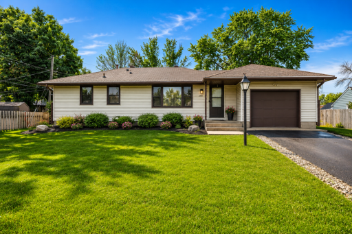 2409 Gunflint Trail, Minneapolis, MN 55444