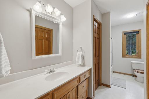 Full upper level bathroom across from fourth bedroom