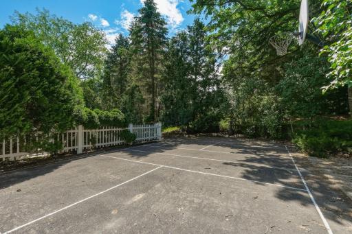 1364 Chatterton Court, Saint Paul, MN 55123