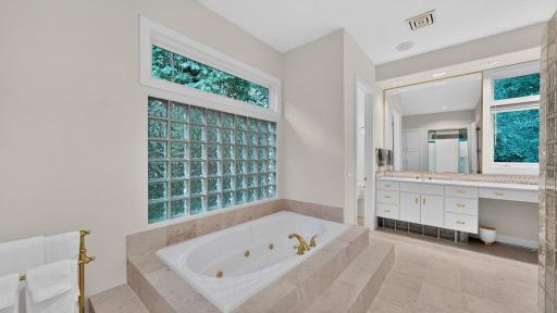 1157 Taro Lane SW, Rochester, MN 55902