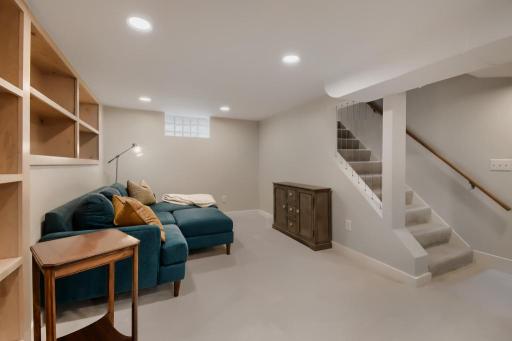 3044 Idaho Ave S - MLS Sized - 011 - 11 Family Room.jpg