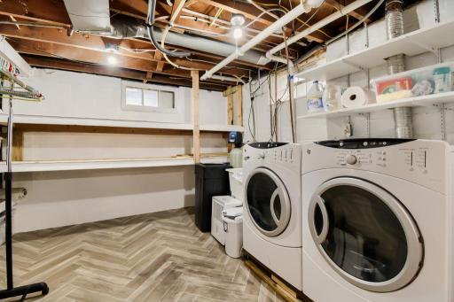 3044 Idaho Ave S - MLS Sized - 018 - 18 Laundry Room.jpg