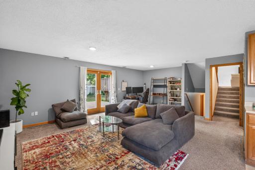 8725 Queens Gardens, Brooklyn Park, MN 55443