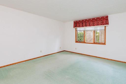 2536 University Drive S, D, Fargo, ND 58103