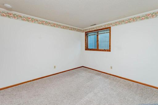 2536 University Drive S, D, Fargo, ND 58103