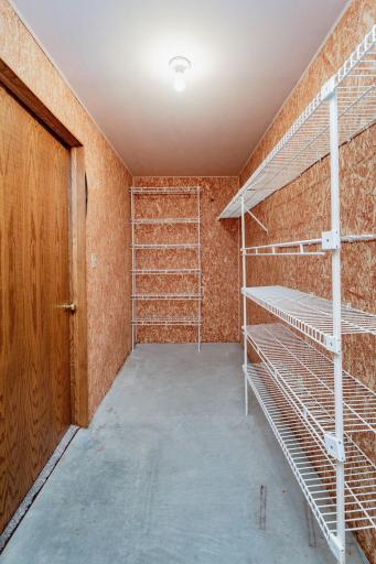 2536 University Drive S, D, Fargo, ND 58103