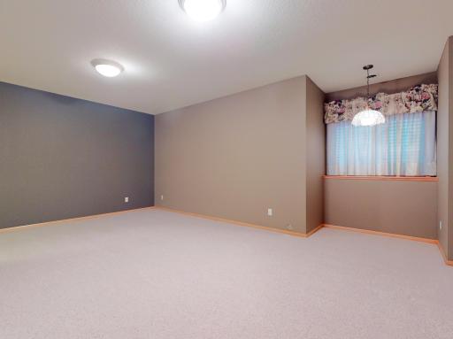 578 92nd Street NW, Buffalo, MN 55313