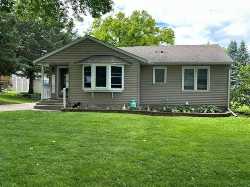 514 Clark Street NE, Hutchinson, MN 55350