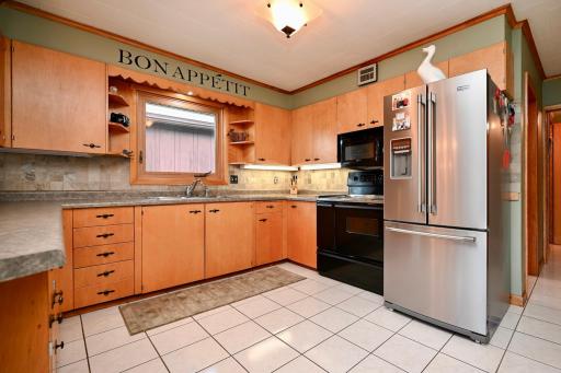 557 E 2nd Street, Winona, MN 55987
