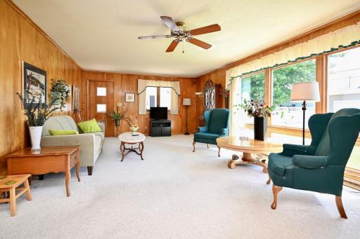 557 E 2nd Street, Winona, MN 55987