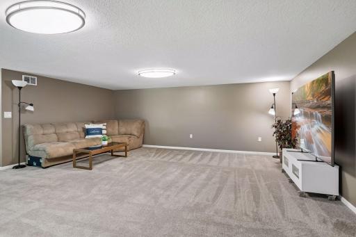 5616 W 78th Street, Minneapolis, MN 55439