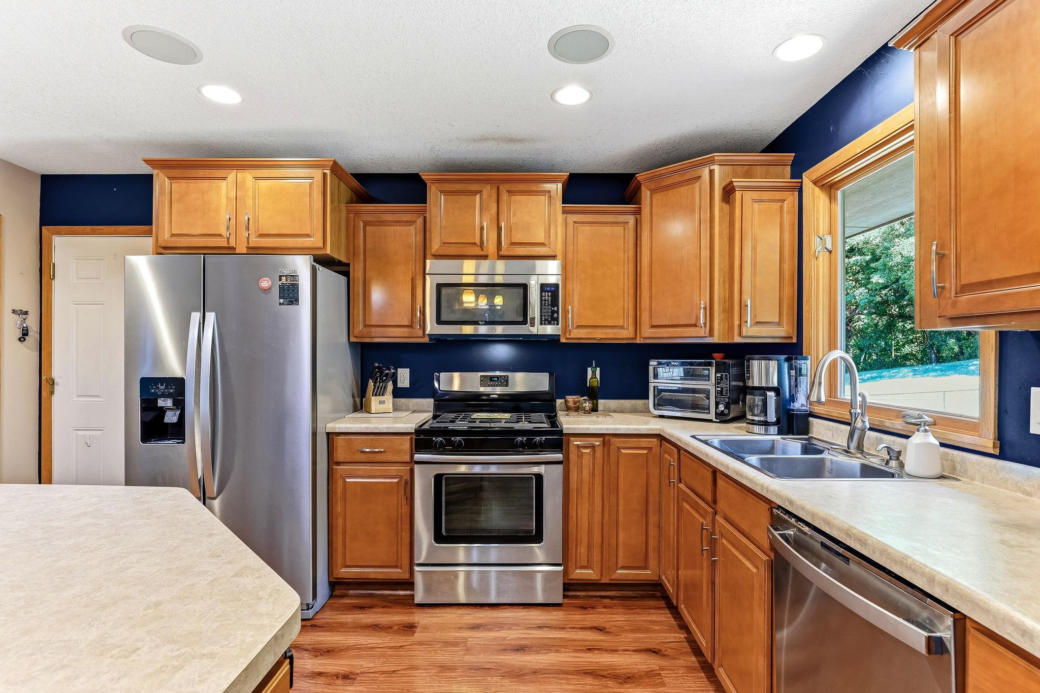 13-web-or-mls-8594-Underwood-Ln-13.jpg