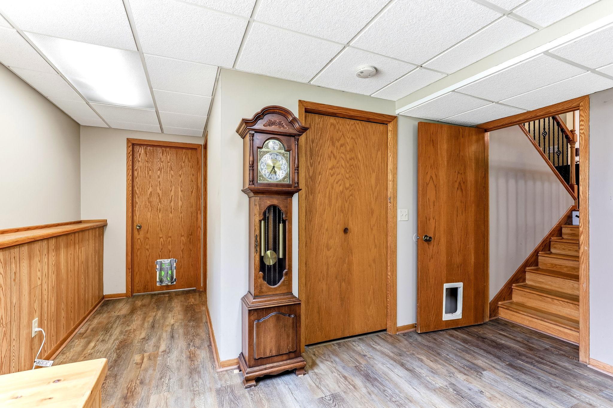 27-web-or-mls-8594-Underwood-Ln-27.jpg