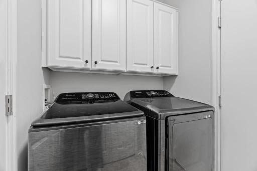 26-web-or-mls-19754 Meadowlark Way-26.jpg