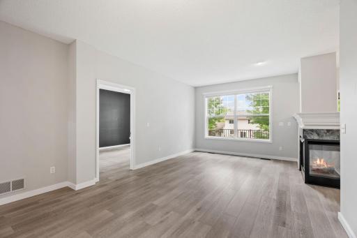 13-web-or-mls-19754 Meadowlark Way-13.jpg