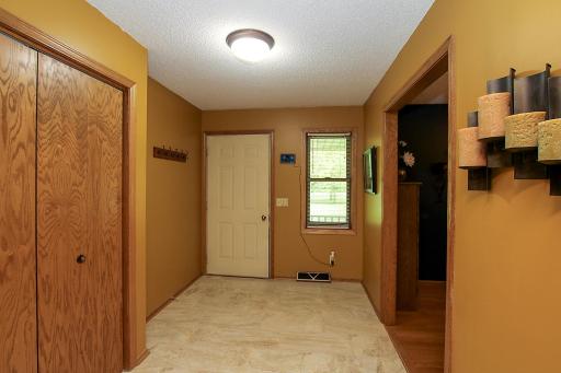 19634 Skyview Circle, Hutchinson, MN 55350