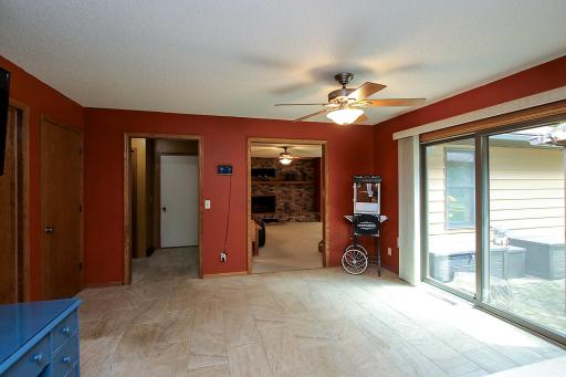 19634 Skyview Circle, Hutchinson, MN 55350
