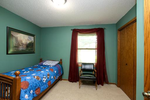 19634 Skyview Circle, Hutchinson, MN 55350