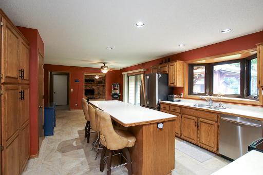 19634 Skyview Circle, Hutchinson, MN 55350