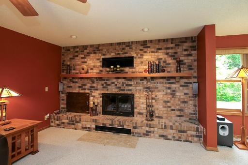 19634 Skyview Circle, Hutchinson, MN 55350