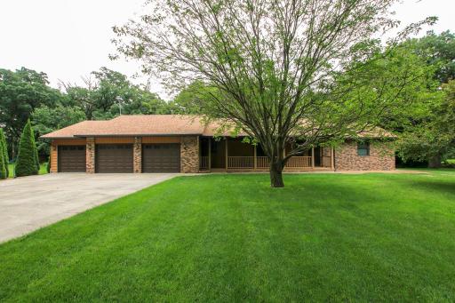 19634 Skyview Circle, Hutchinson, MN 55350