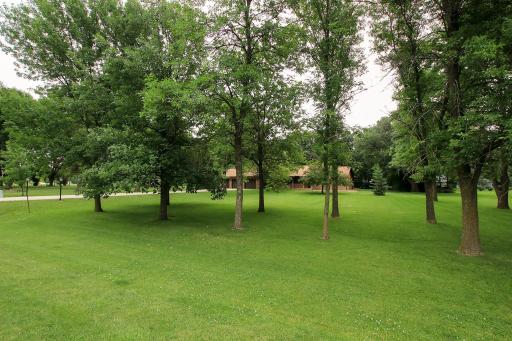 19634 Skyview Circle, Hutchinson, MN 55350