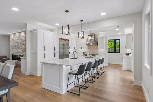 17310 County Road 101 W, Wayzata, MN 55391