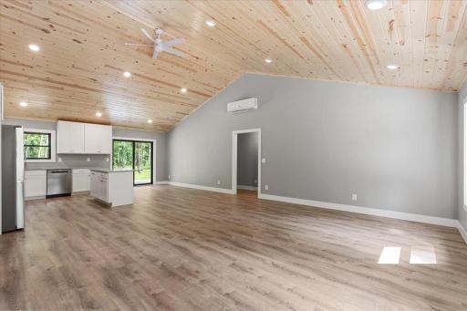 121 Ridgeway Path, Walker, MN 56484