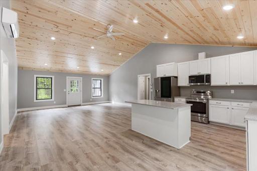 121 Ridgeway Path, Walker, MN 56484