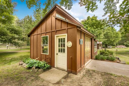 Detached garage/garden shed