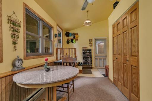 Alternate view of 4 season porch