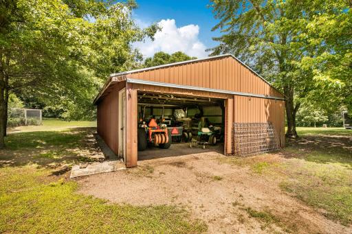 Machine shed