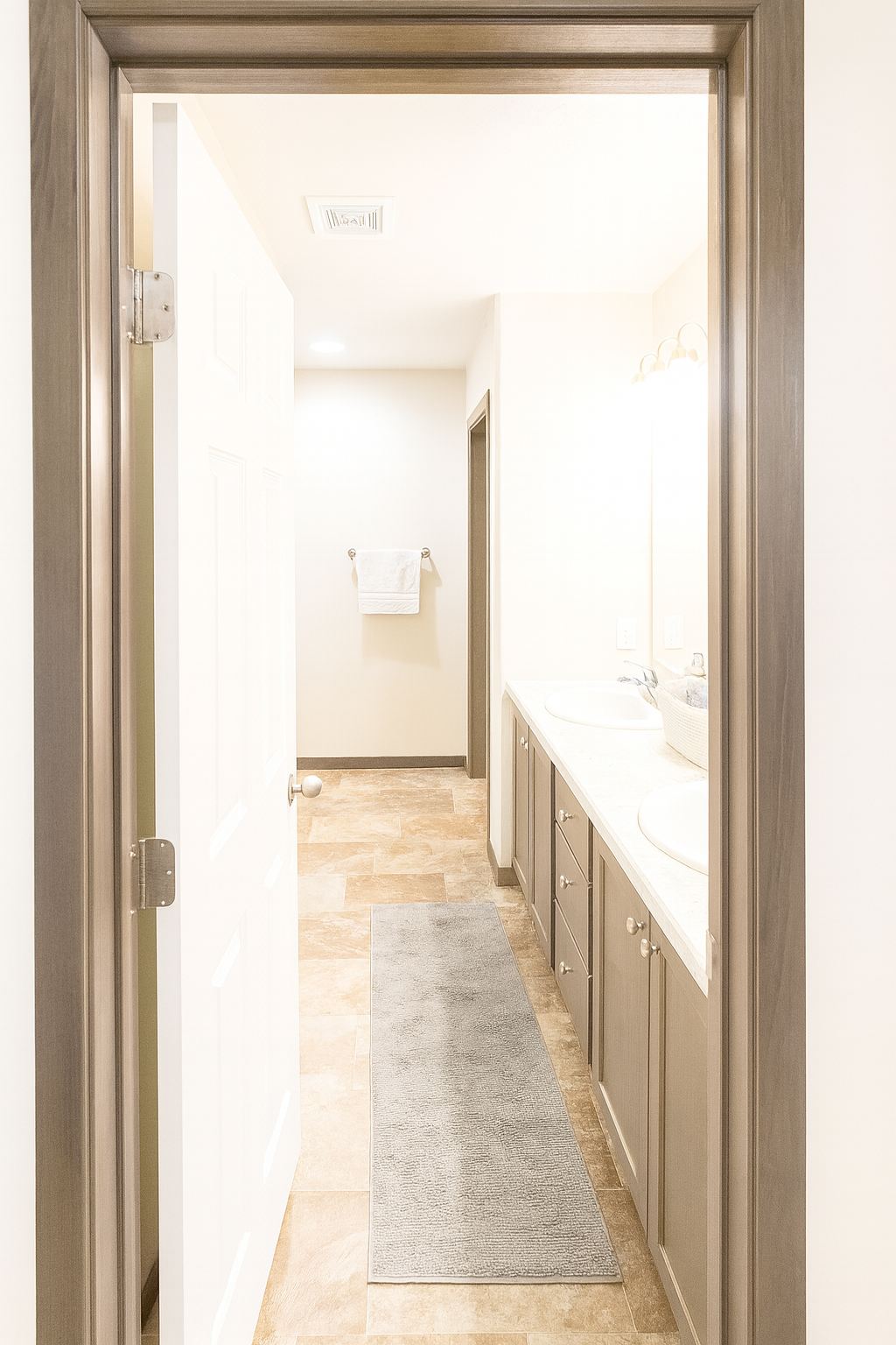 Pic 9 Master Bathroom.png