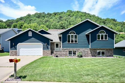 1475 48th Avenue, Winona, MN 55987