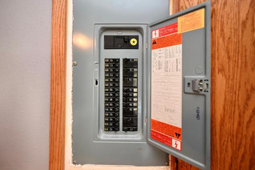 30 Electrical Panel.jpg