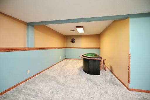 22 LL Family Room II.jpg