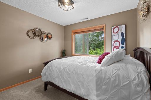 8374 Cedarview Circle, Savage, MN 55378
