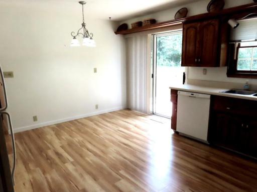 111 Bottineau dinette patio door.jpg